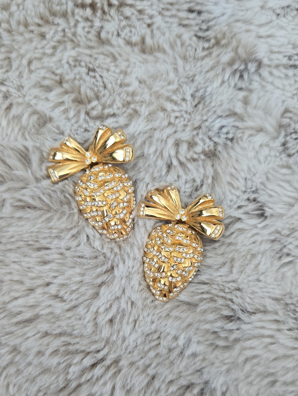 Swarovski vintage gold earrings